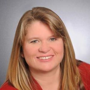 Meet your Posher, Julie ted